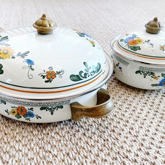 Vintage 1960s Asta Kamenstein Style Floral Enamel & Brass Cookware Set - Picture 5 of 14